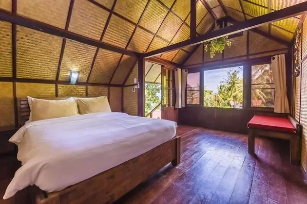 Hillside Cabin