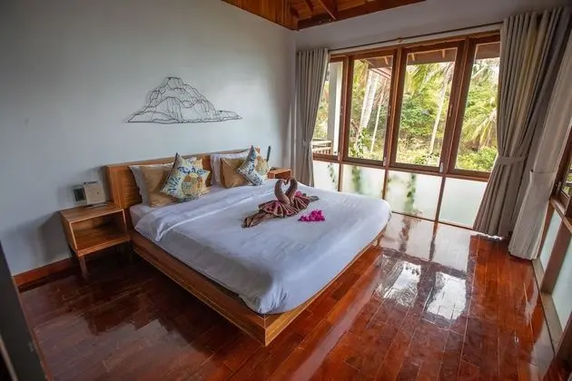 Seaview Chalet