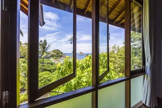 Seaview Chalet