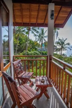 Seaview Chalet