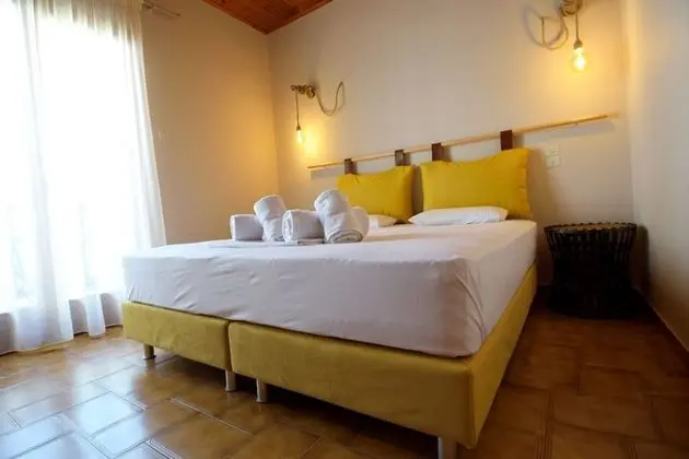 Standard Tek Büyük Yataklı Oda, Balkon, Dağ Yamacı (Room with Balcony 13 )