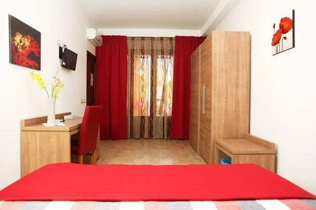 Superior Dört Kişilik Oda, Veranda