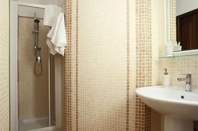 Superior Oda, Balkon