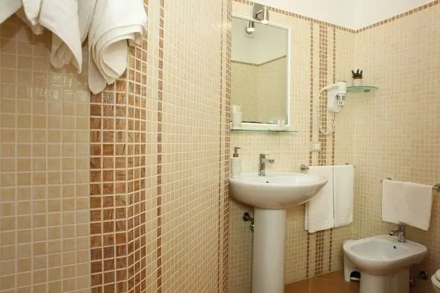 Superior Oda, Balkon