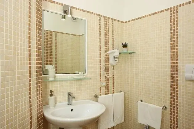 Superior Oda, Balkon