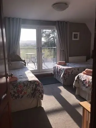 Üç Kişilik Oda, Banyolu/Duşlu