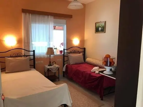 Tek Büyük veya İki Ayrı Yataklı Oda