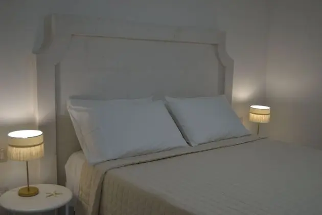 Deluxe Tek Büyük Yataklı Oda, Havuz Manzaralı