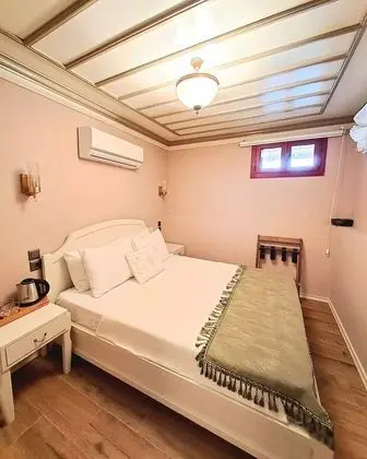 -1 Kat Yarı Bodrum Ekonomi Odası