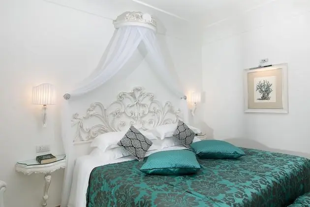 Deluxe Tek Büyük Yataklı Oda, Teras, Deniz Manzaralı