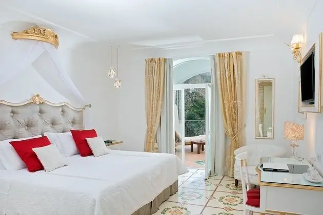 Deluxe Tek Büyük Yataklı Oda, Teras, Deniz Manzaralı