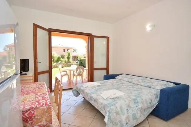 Standard Apart Daire, 2 Yatak Odası, Bahçe Manzaralı, Zemin Kat (Trilocale 1)