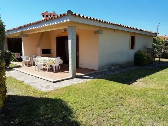 Standard Apart Daire, 2 Yatak Odası, Bahçe Manzaralı, Zemin Kat (Trilocale 1)