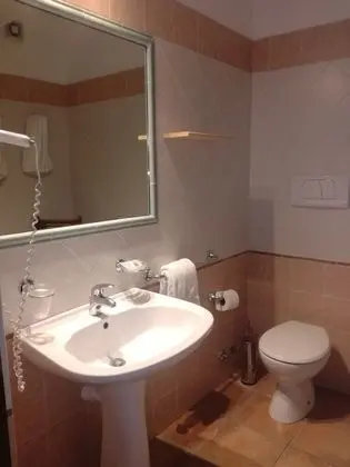 Basic Tek Büyük Yataklı Oda, Banyolu/Duşlu