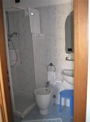 Tek Büyük Yataklı Oda, Balkon