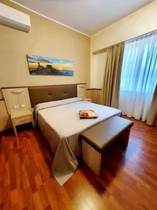 Comfort Tek Büyük Yataklı Oda