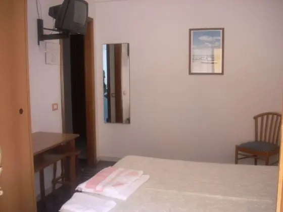 Tek Büyük veya İki Ayrı Yataklı Oda