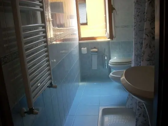 Üç Kişilik Oda