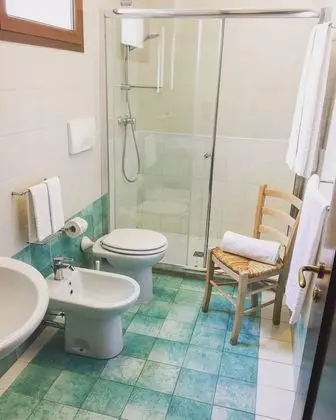 Deluxe Tek Büyük Yataklı Oda, Balkon, Deniz Manzaralı
