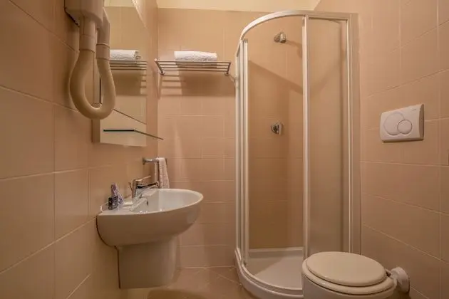 İki Ayrı Yataklı Oda, Balkon, Bahçe Manzaralı