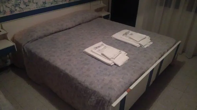 Tek Büyük veya İki Ayrı Yataklı Oda