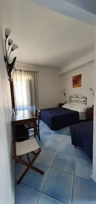 Üç Kişilik Oda