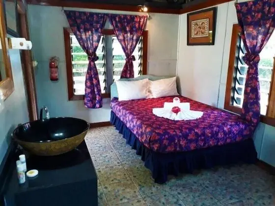 Deluxe Kulübe, Kısmi Deniz Manzaralı, Bahçeli