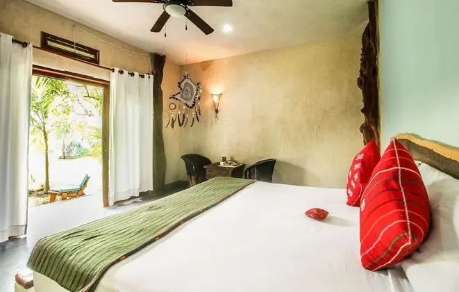 Room with King Bed with Terrace Garden View and Private Bathroom