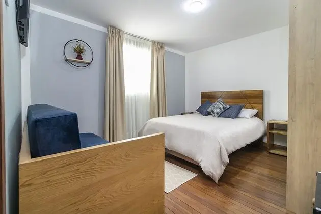 Tek Büyük Yataklı Oda