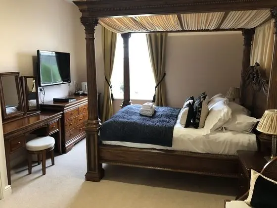 Exclusive Tek Büyük Yataklı Oda, Banyolu/Duşlu, Nehir Manzaralı