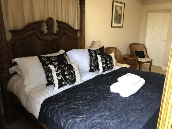 Exclusive Tek Büyük Yataklı Oda, Banyolu/Duşlu, Nehir Manzaralı