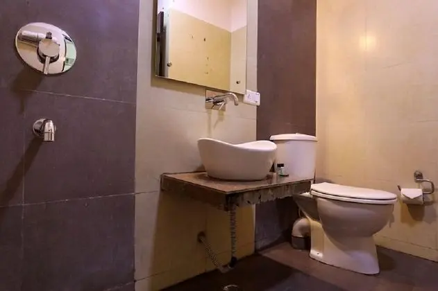 Premium Tek Büyük Yataklı Oda