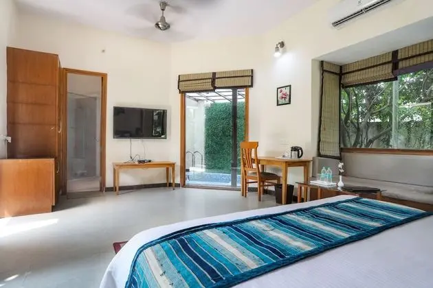 Lagoon Suite with Heated Pool