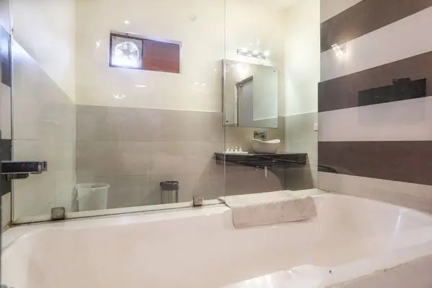 Pool View Room