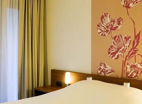 Double Small Room