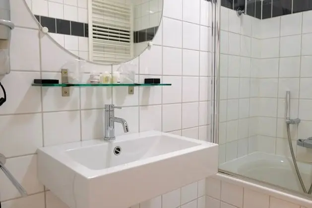 Double Small Room