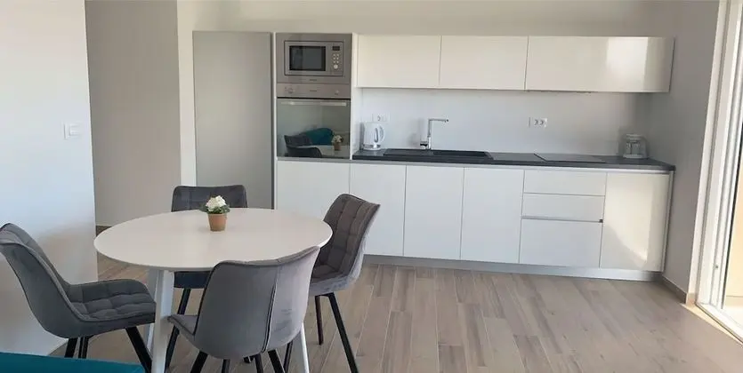 Deluxe Apart Daire, 1 Büyük (Queen) Boy Yatak ve Çekyat, Sigara İçilmez, Deniz Manzaralı