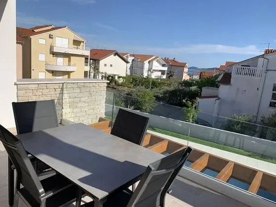 Deluxe Apart Daire, 1 Büyük (Queen) Boy Yatak ve Çekyat, Sigara İçilmez, Deniz Manzaralı