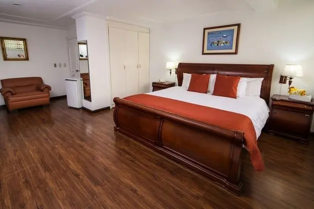 Deluxe King Room
