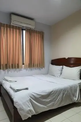One Bedroom One Bath