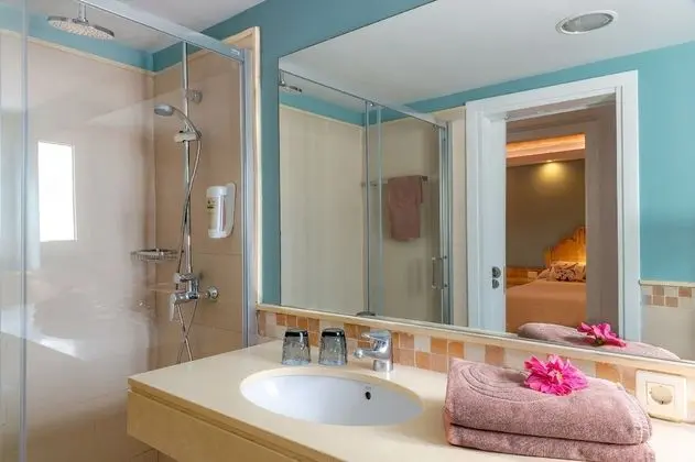 Bungalov, 1 Yatak Odası (2 adults and 1 child)