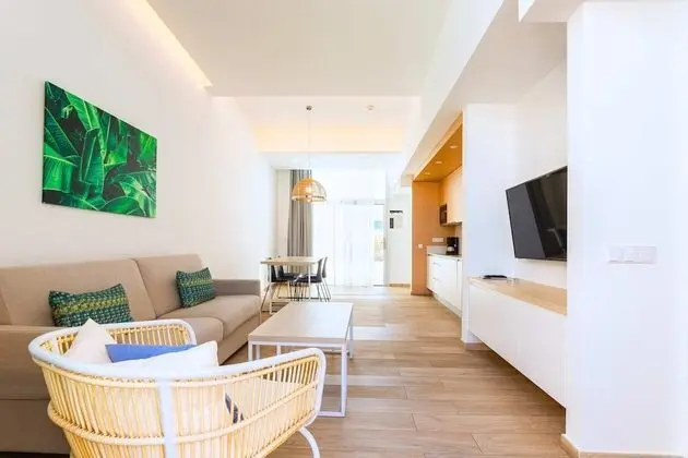 Deluxe Apart Daire (2 Adultos y 1 Niño)
