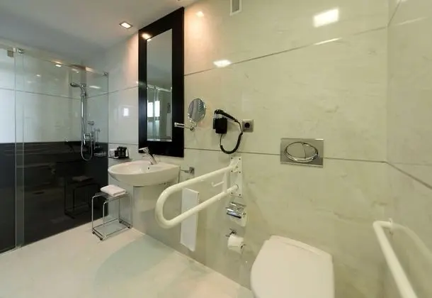 Tek Büyük Yataklı Oda (with Extra bed)