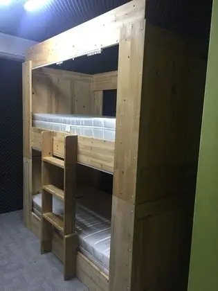 Comfort Ortak Ranzalı Oda, Sadece kadınlar için