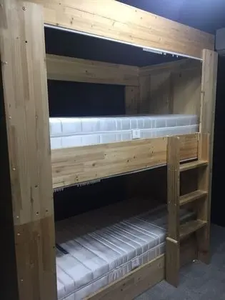 Comfort Ortak Ranzalı Oda, Sadece kadınlar için