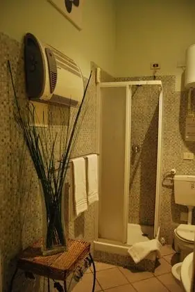 Tek Büyük Yataklı Oda, Özel Banyo (External)