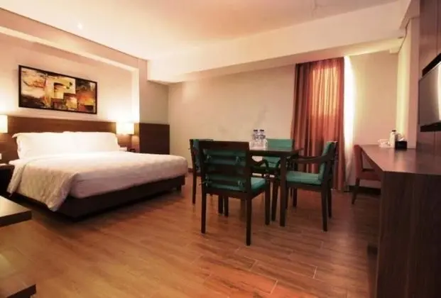 Deluxe Tek Büyük Yataklı Oda