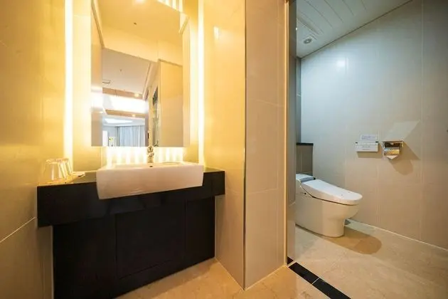 Deluxe Tek Büyük Yataklı Oda, Göl Manzaralı
