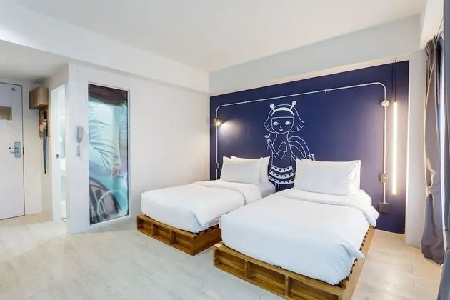 Deluxe Twin Bed Room
