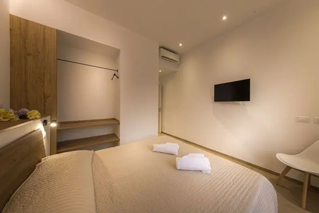 Classic Tek Büyük Yataklı Oda